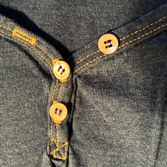 Democracy - Picture 2 of 5